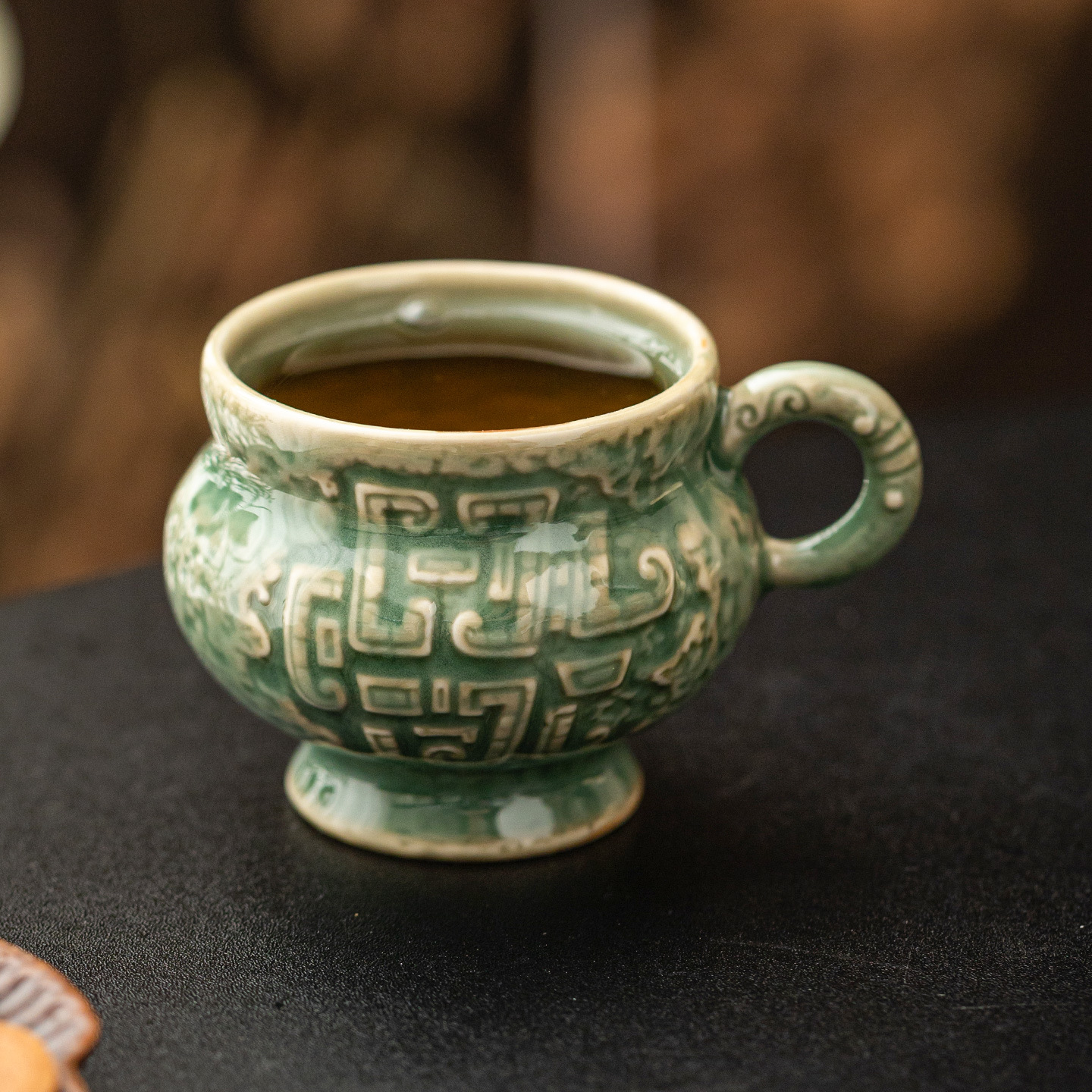 Nhà máy Yue Kiln Bộ trà men ngọc Thanh vần tròn bụng uống trà nhỏ tách trà cao cấp chủ nhân sáng tạo cốc trà đơn