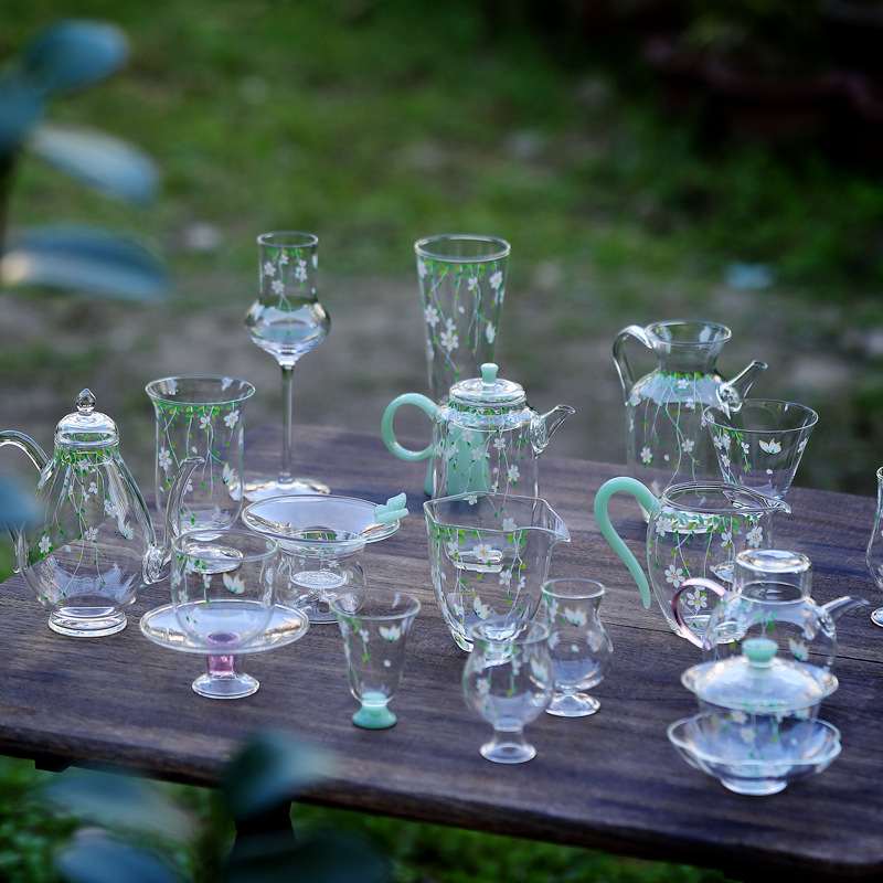 Ly trà công cộng, bộ chia trà Kung Fu, ly thủy tinh borosilicat cao cấp thủ công, dày dặn, chịu nhiệt, họa tiết cỏ.