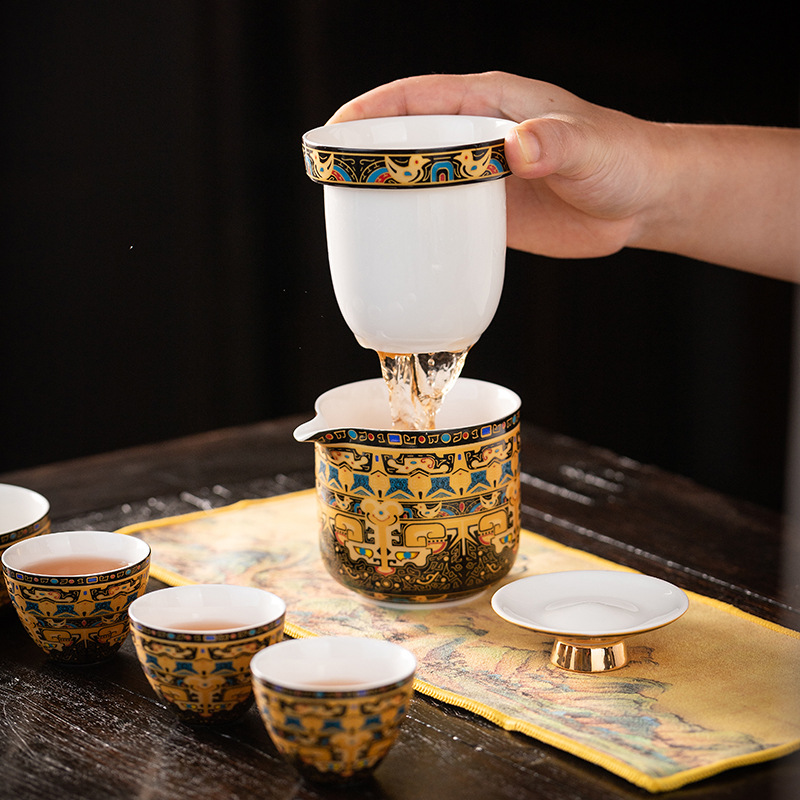 Bộ trà du lịch di động Thangka mới có thể xoay cốc khách nhanh bằng gốm sứ để đựng bộ trà di động ngoài trời làm quà tặng