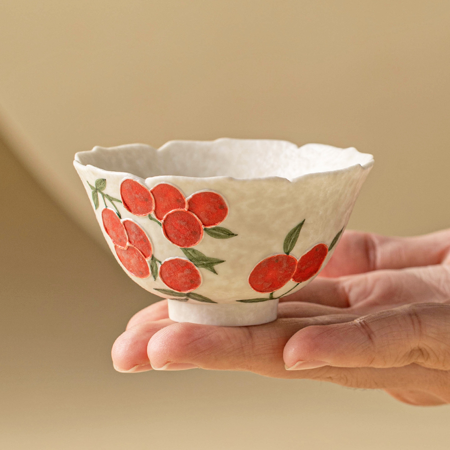 Nhà máy đá mỏ cốc trà trắng cốc gốm sứ lớn cốc đơn vẽ tay đống chạm khắc anh đào cánh hoa cốc bộ trà bát trà