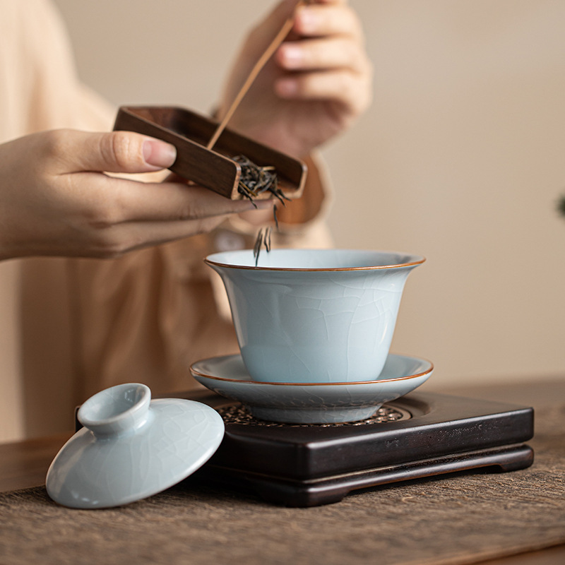 Bộ ấm chén gaiwan ba món Ruyao Kiln, chất liệu gốm sứ gia dụng, cỡ lớn, có men nứt tạo hiệu ứng chỉ vàng.