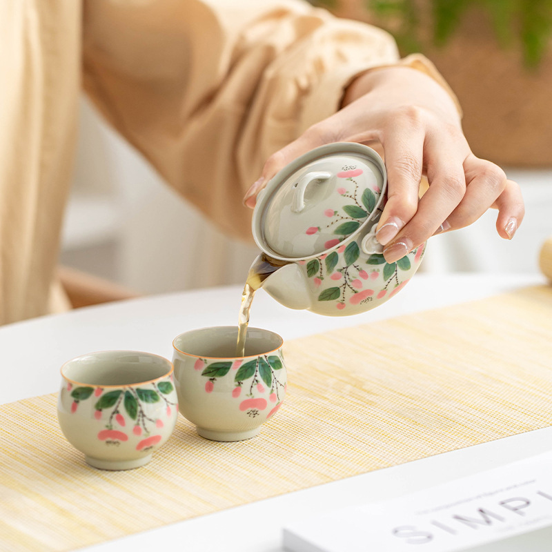 Bộ trà Kung Fu lõi hoa vẽ tay tinh khiết Bộ trà thực vật màu xám men màu một bình hai cốc Bộ đồ du lịch gốm sứ gia dụng