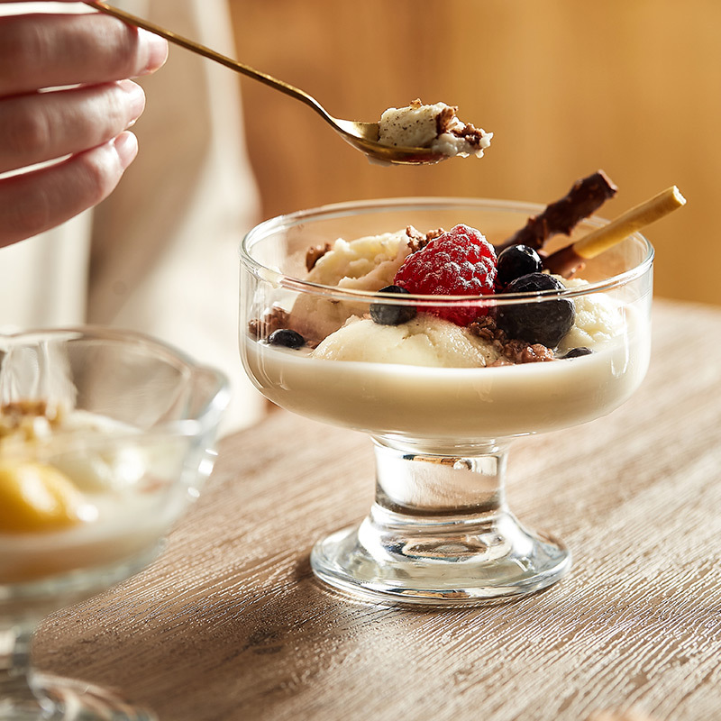 Cốc kem thủy tinh phong cách Châu Âu nhập khẩu CốC Làm Kem chân cao sáng tạo gia dụng CốC Làm Kem sữa cốc trái cây