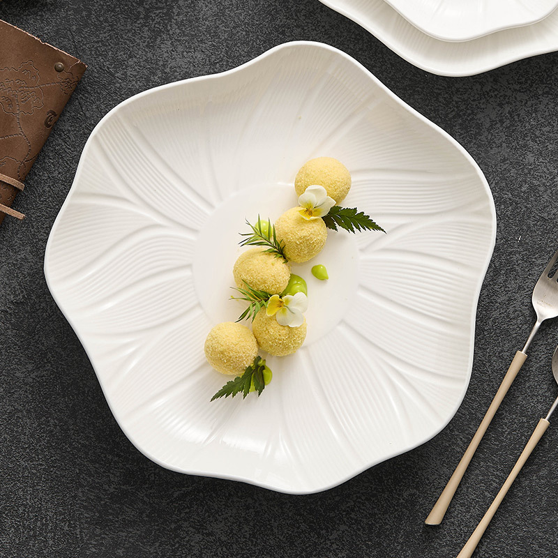 Đĩa gốm sứ kiểu Tây Bauhinia Đĩa thức ăn gia dụng Đĩa thức ăn không quy tắc Bộ đồ ăn khách sạn Đĩa thức ăn sáng tạo