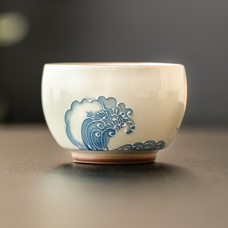 Nhà máy xếp chồng chạm khắc sóng biển La Hán tách trà gốm sứ bộ trà lớn cốc chủ nhân tách trà vẽ tay tách trà
