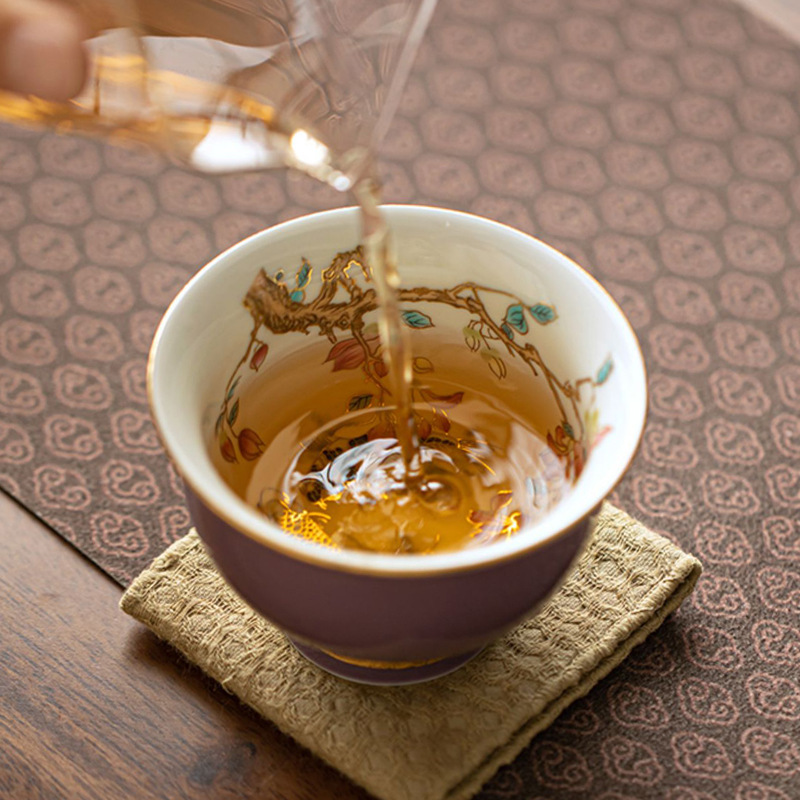 Cốc áp lực màu tím sơn bên trong sang trọng nhẹ Bộ trà Kung Fu gốm sứ cỡ lớn kiểu Trung Quốc tách trà đơn tách trà tách trà cá nhân