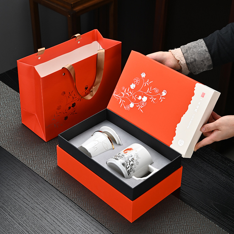 Cốc pha trà sứ trắng ngọc bích cao cấp cốc tách trà gốm sứ cốc văn phòng có nắp cốc lọc chuyên dụng cá nhân