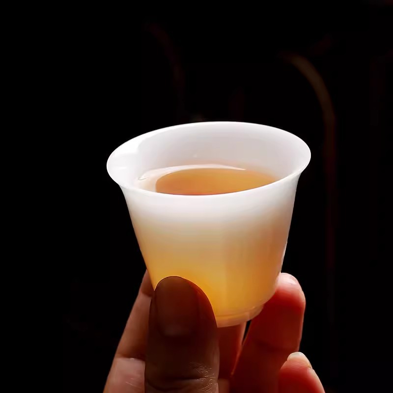 Cốc chủ nhân bằng sứ ngọc bích mỡ cừu loại băng cốc đơn cốc trà Kung Fu bộ trà gốm sứ đồ uống nhỏ cốc trà cốc trà in LOGO