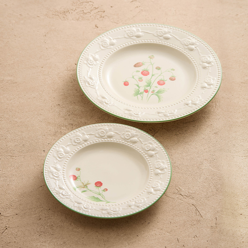 Đĩa đựng dâu dập nổi Đĩa đựng thức ăn gia dụng Đĩa canh gốm sứ sáng tạo Đĩa ăn hình tròn Bộ đồ ăn khách sạn cao cấp Đĩa nông hình tròn