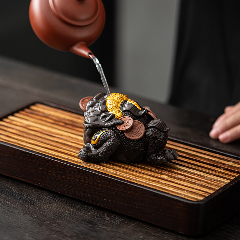 Đồ trang trí nhỏ thú cưng trà cóc vàng tử sa, đồ trang trí thủ công mỹ nghệ thủ công mỹ nghệ cá tính trà cóc đất sét tím có thể nuôi được may mắn