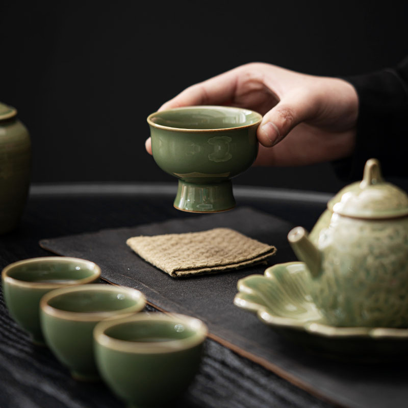 Cốc trà chân cao kiểu Trung Quốc cốc chủ nhân gốm sứ cổ điển cốc trà chân cao men ngọc tre cốc trà cốc cá nhân cốc đơn men ngọc
