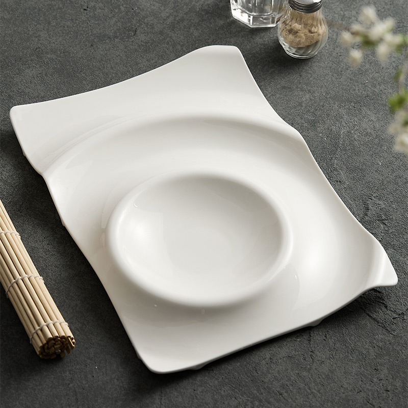 Khách sạn gốm sứ trắng tinh khiết thương mại bất đối xứng sáng tạo hình dạng đặc biệt đĩa nấu ăn đĩa món ăn lạnh nhà hàng phương Tây bộ đồ ăn đĩa tráng miệng