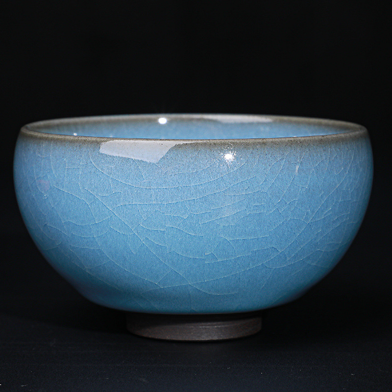 Chén trà ánh sáng hồ thủ công của Su Tianpei, cốc đơn của chủ nhân, chén trà gốm sứ, bộ trà Kung Fu bằng sắt men ngọc