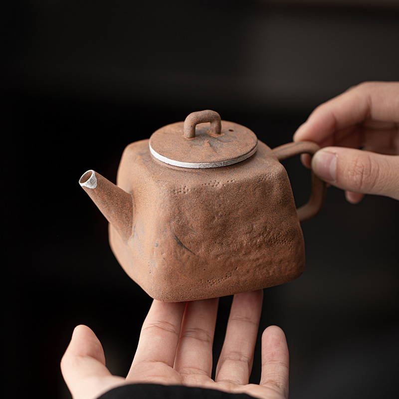 Kongjizhai Laoyan Mud Hanzhong Ấm trà gốm thô cổ điển sang trọng nhẹ ấm trà Bộ trà Kung Fu Ấm pha trà thủ công mạ bạc