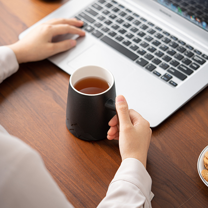 Cốc văn phòng Qianshan Cốc gốm sứ có nắp lọc Bộ ba mảnh tách trà tách nước dung tích lớn Cốc trà