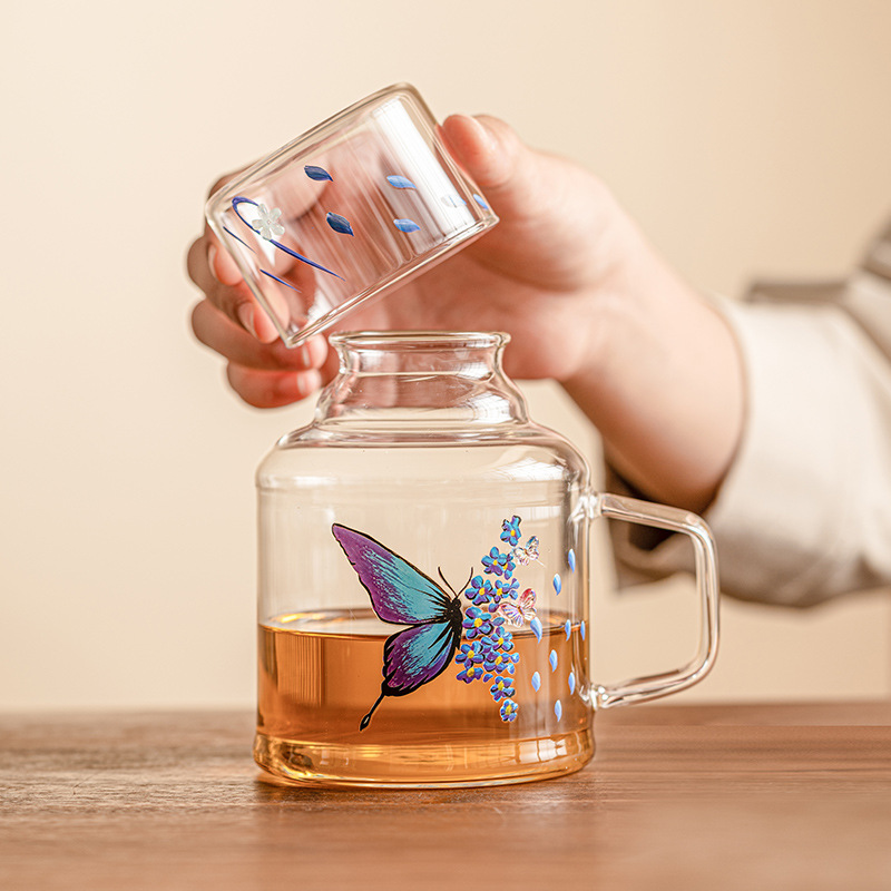 Ấm đun nước lạnh hoa bướm ấm trà lạnh thủy tinh chịu nhiệt cao ấm trà trái cây đồ uống dung tích lớn bộ ấm trà hoa có giá trị cao