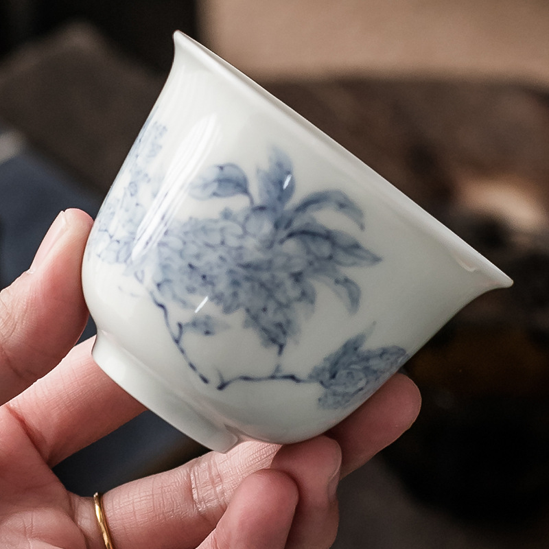 Hoa cam nở men đề can màu trung bình cốc chủ nhân màu xanh và trắng cốc chủ nhân sứ trắng xanh bát trà công phu gốm sứ