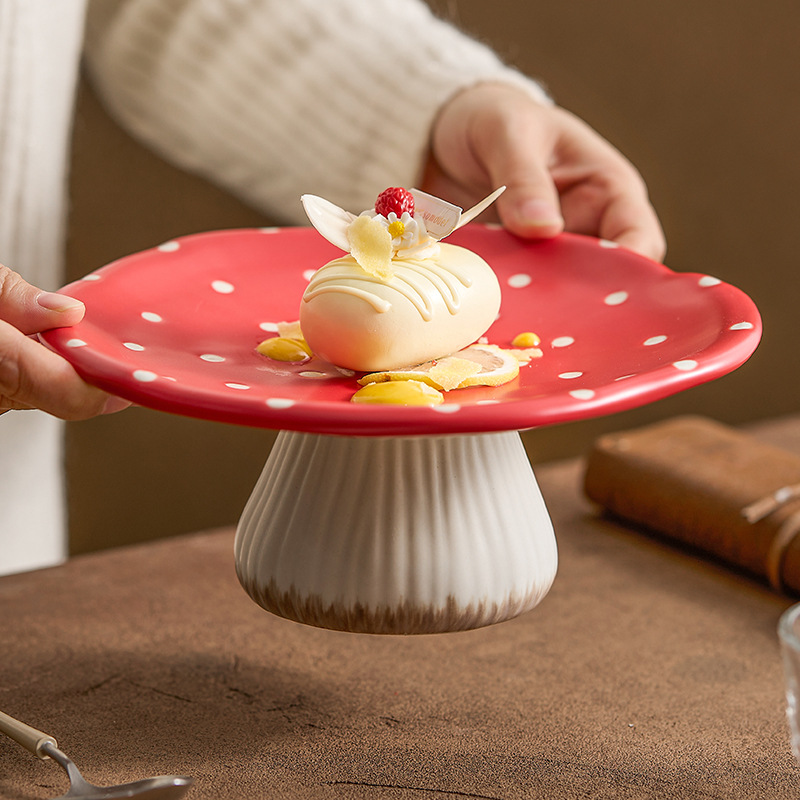 Đĩa gốm sứ hình nấm đỏ dùng trong nhà, kiểu mới 2025, bộ đồ ăn cao cấp, khay đựng bánh ngọt trà chiều