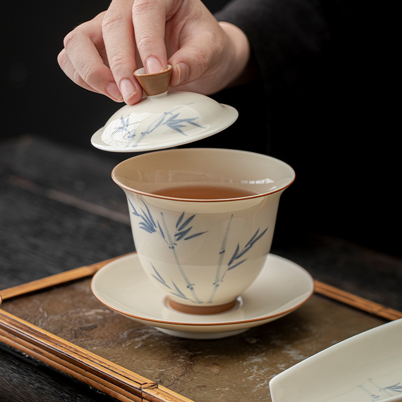 Bát có nắp vẽ tay màu xám thực vật Đồ pha trà màu xanh và trắng Junzhu Bộ trà Kung Fu cao cấp gia dụng Bát trà gốm sứ