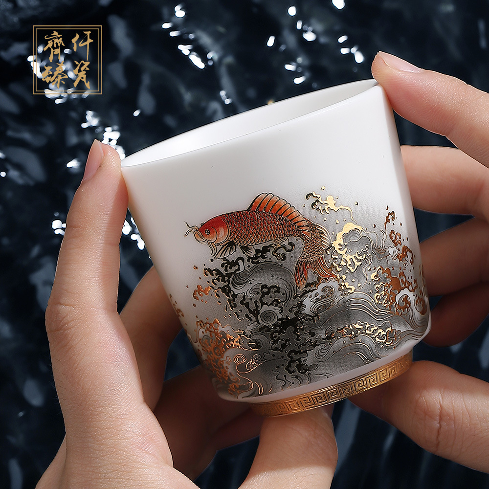 Đồ sứ trắng Dehua sơn vàng mỡ cừu cốc chủ nhân cốc trà cao cấp nướng chay trên toàn thế giới cốc trà đặc biệt cá nhân