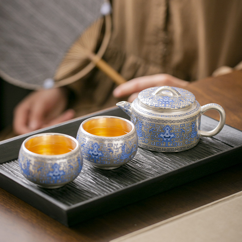 Bộ ấm chén trà bạc mạ vàng gốm sứ, một ấm hai chén, làm quà tặng người lớn tuổi, quà lưu niệm kinh doanh thiết thực cho bạn bè và công ty.