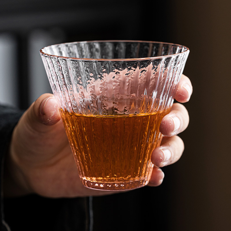 Cốc trà hình búa dọc kiểu Nhật Cốc uống nước không chì sáng tạo có giá trị cao cốc uống trà chịu nhiệt cao gia dụng