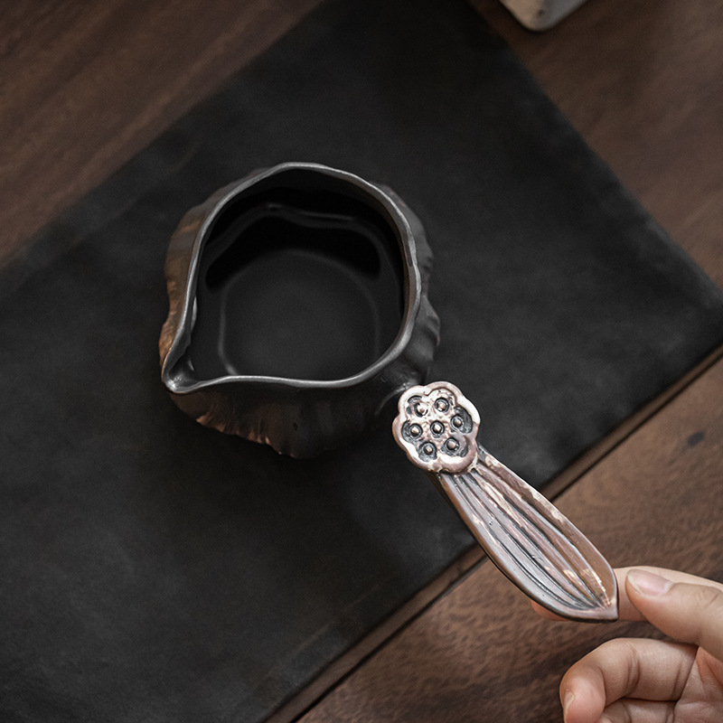 Wabai Jifeng chạm nổi thủ công chén hương sen chén công bằng gốm thô cổ điển chén trà biển công cụ pha trà cốc đồng phục tách trà