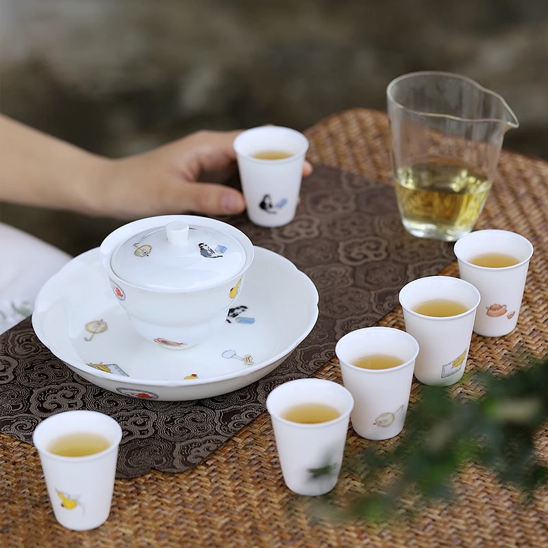 Bộ Trà Ngọc Bích béo cừu Bộ Trà Công Phu Mèo hoạt hình vui tươi dễ thương Ba tài năng Bát trà Cốc gốm sứ vẽ tay quà lưu niệm