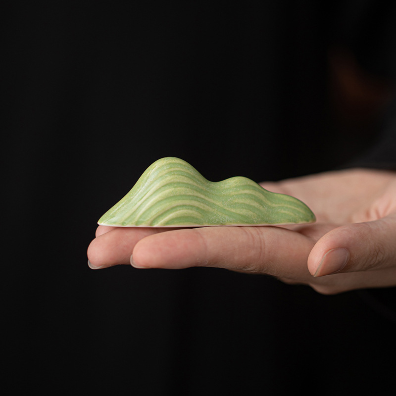 Giang Sơn gốm hình núi hồ đá bút trà giữ kim trà thìa đựng Trung Quốc giữ bàn chải trà phụ kiện