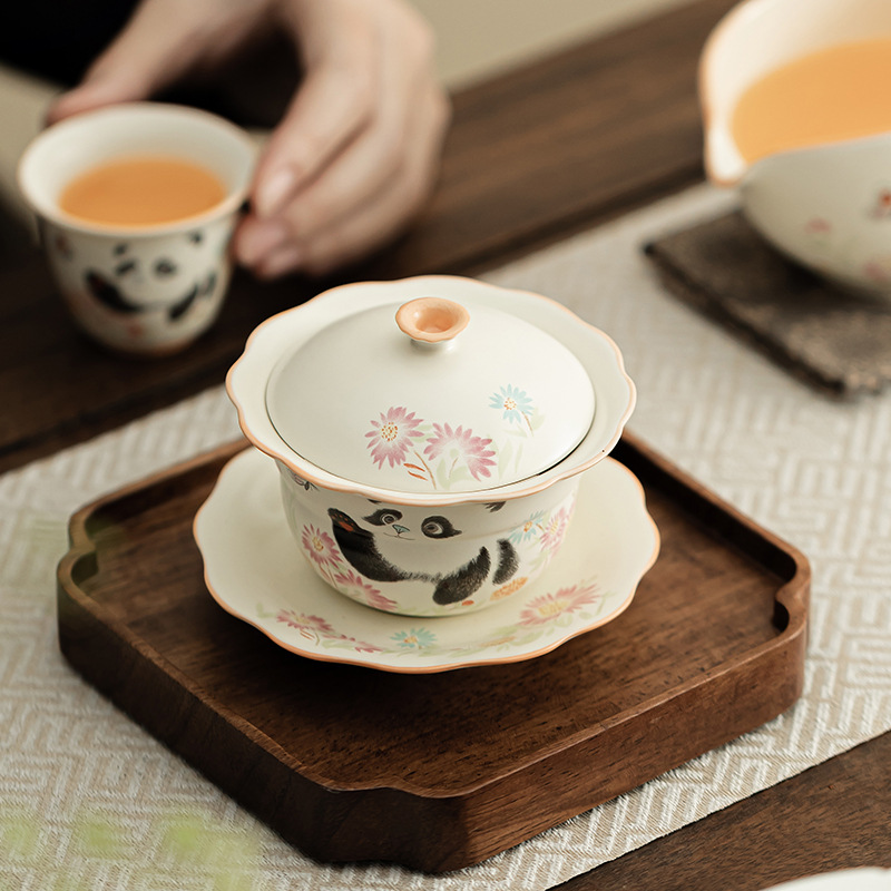 Panda chơi bướm miệng hoa bầu nắp bát màu be gốm sứ Dingyao bát trà ba tài dụng cụ trà cốc trà lớn chống bỏng