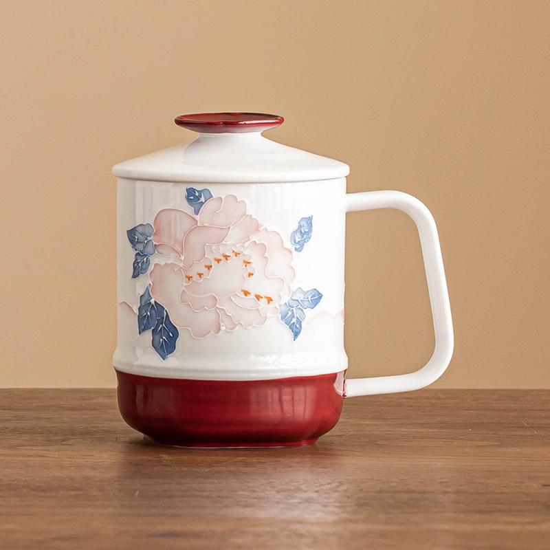 Cốc văn phòng chạm khắc xếp chồng vẽ tay, cốc có nắp đựng nước uống gia dụng hoa mẫu đơn, cốc nữ có giá trị cao, cốc pha trà gốm sứ