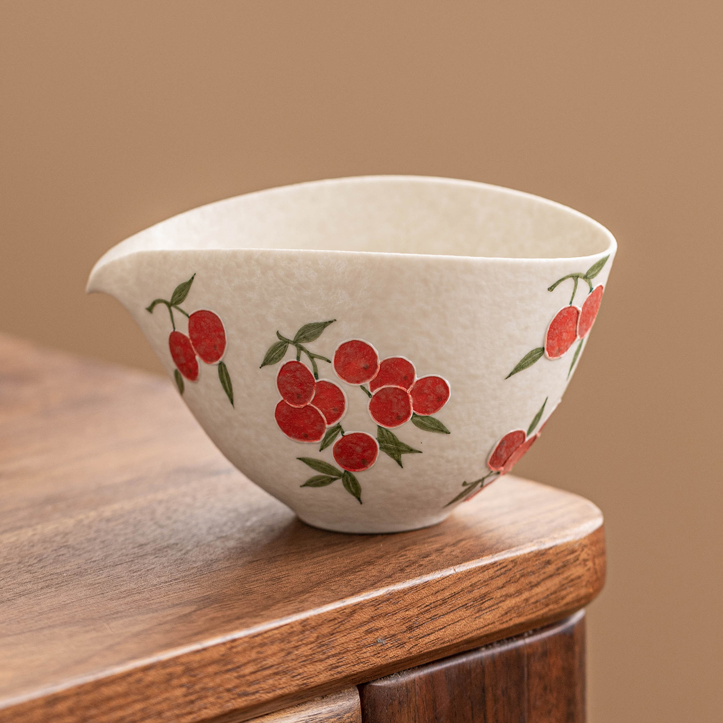 Nhà máy đá mỏ cốc trắng cốc gốm sứ cốc đồng phục trà Haifen đồ trà vẽ tay đống anh đào khắc cốc công cộng phụ tùng trà đạo