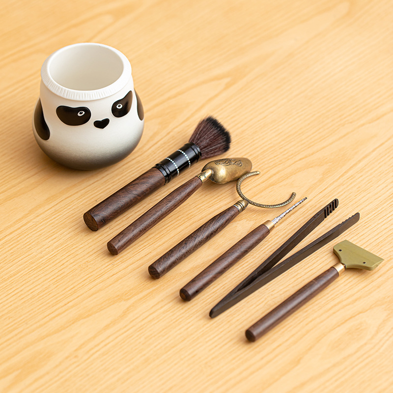 Bộ trà đạo gấu trúc sáu quý ông đồ trang trí đồ trang trí bàn để bàn làm việc bằng gốm sứ gia dụng