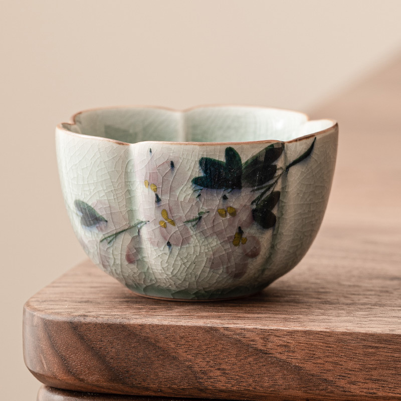 Cốc chủ nhân hoa mộc lan vẽ tay hoa băng cốc đơn bộ trà công phu gốm sứ Trung Quốc nữ cốc trà đồ gia dụng cỡ lớn