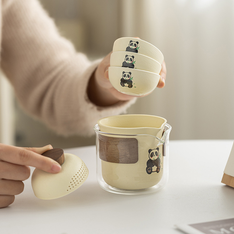 Bộ trà gấu trúc di động phong cách kem bộ trà du lịch ấm pha trà cốc nhanh thiết bị uống trà cắm trại ngoài trời