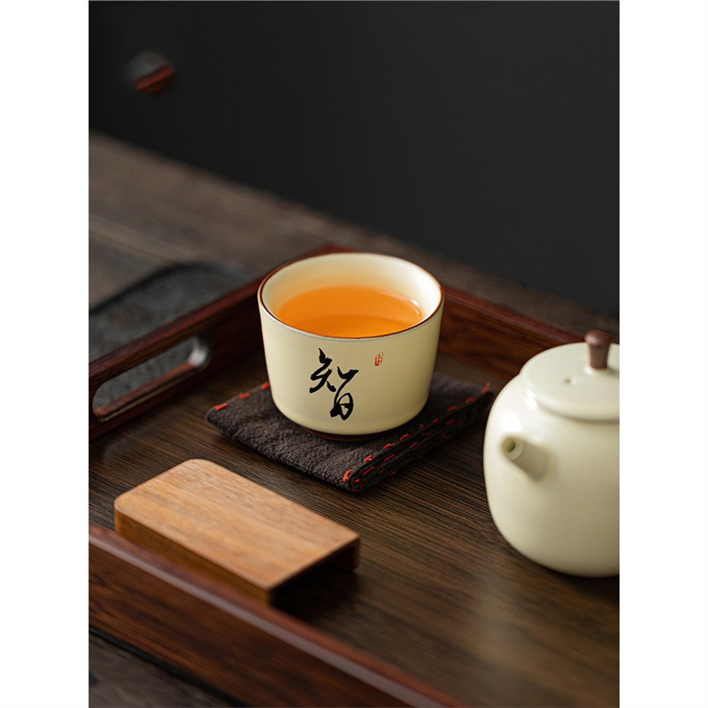 Cốc trà viết tay cao cấp cốc trà gốm sứ cốc uống trà cổ điển gia dụng cốc chủ nhân chuyên dụng cá nhân cốc đơn bán buôn