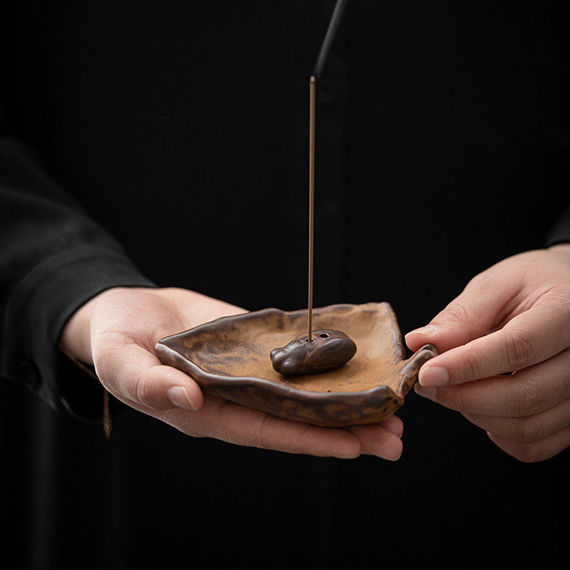 Zenqu cổ gốm hương đế nhà trong nhà sáng tạo hương agarwood hương gỗ đàn hương hương hương hương hương đồ trang trí