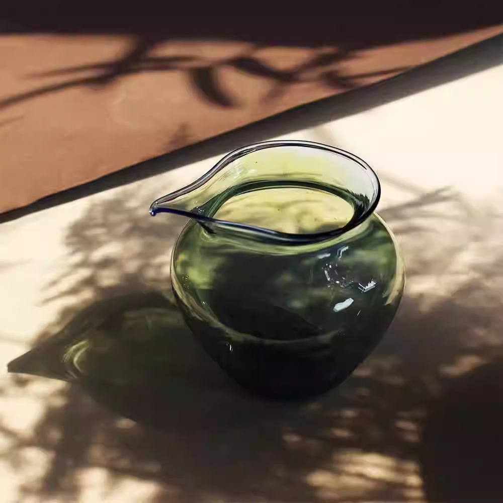 Cốc công bằng thủy tinh màu sáng tạo cốc pha trà hình quả bầu chịu nhiệt độ cao chịu nhiệt dày cao cấp cốc pha trà
