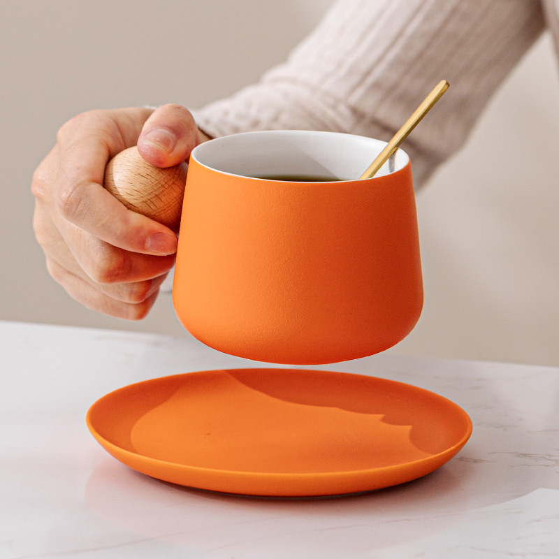 Cốc cà phê Klein Blue Bộ cốc và đĩa gốm sứ thiết kế thích hợp gia dụng cốc trà dung tích lớn cho nữ