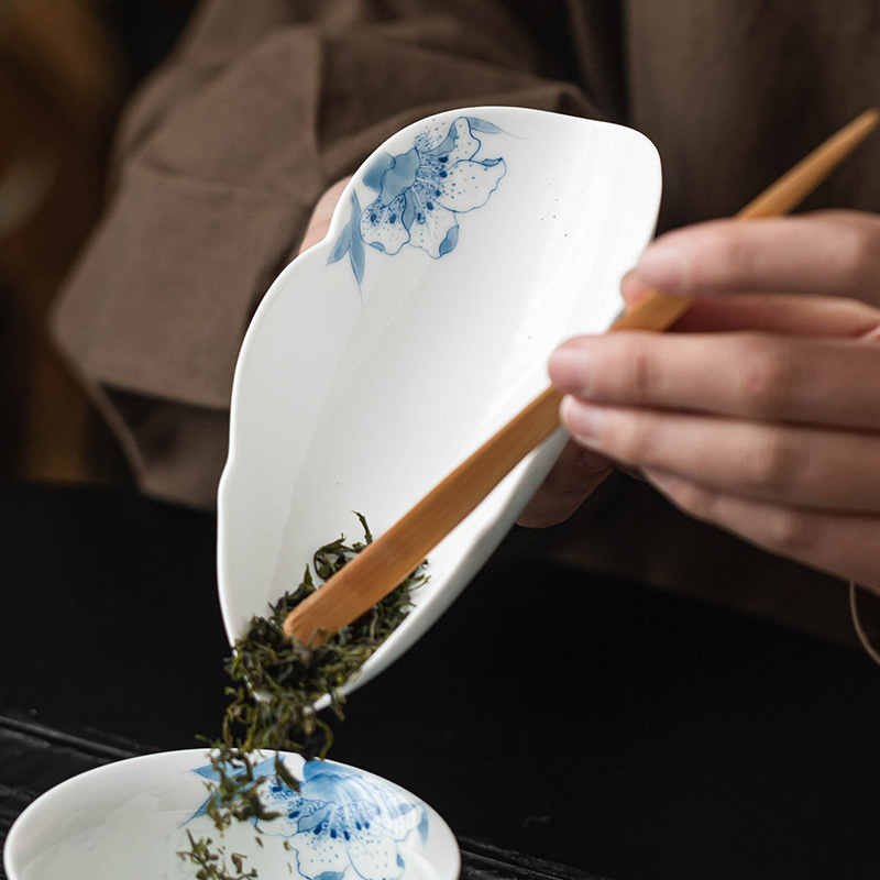 Bộ hai mảnh trà xám thực vật trà, bộ trà cuộn hoa huệ xanh vẽ tay, phụ kiện trà đạo gia dụng, trà đánh thức trà, thưởng thức trà