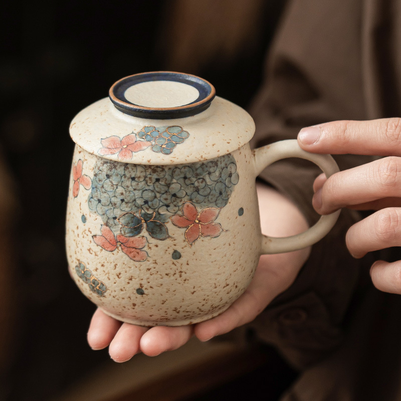Cốc màu đỏ đá lửa xanh trắng cốc trà hoa cẩm tú cầu vẽ tay gốm sứ có nắp cốc nước cốc cà phê văn phòng gia dụng