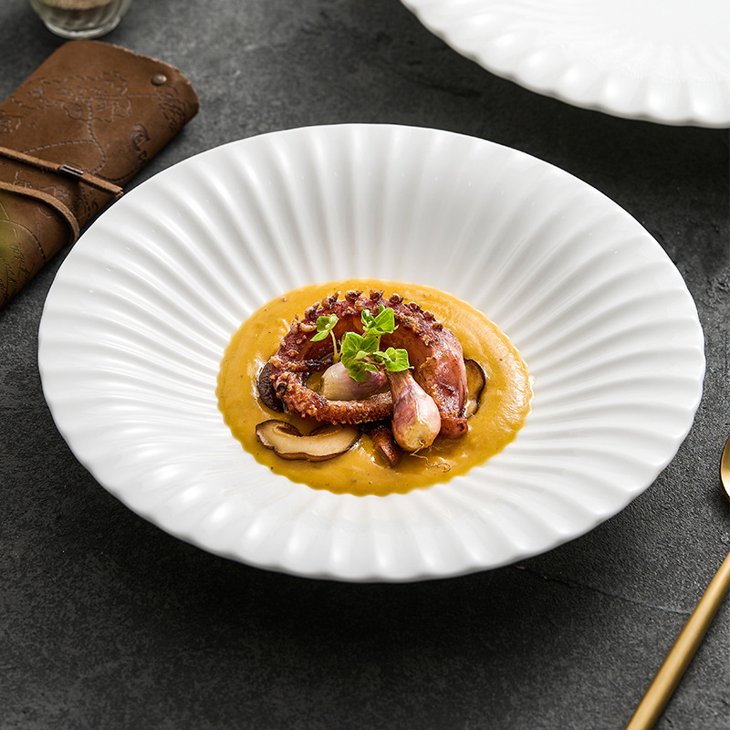 Đĩa đồ ăn phương Tây bằng sứ trắng Dehua, bát súp, đĩa cảm giác cao cấp, đĩa gia dụng, bộ đồ ăn khách sạn sáng tạo, đĩa tròn, đĩa súp ngược