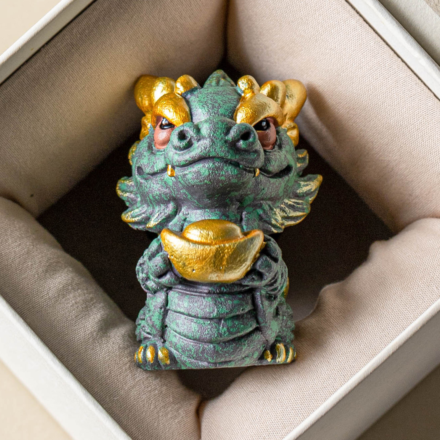 Nhà máy may mắn bốn linh hồn, con thú, thủy triều quốc gia, màu vàng, rồng xanh, đồ trang trí, đồ trang trí, phòng học, chặn giấy, linh vật thủ công