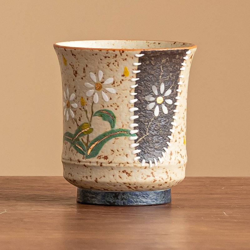 Cốc trà gốm đỏ đá lửa xanh trắng cốc chủ nhân vẽ tay hoa cúc nhỏ cốc tre cốc uống trà gia dụng