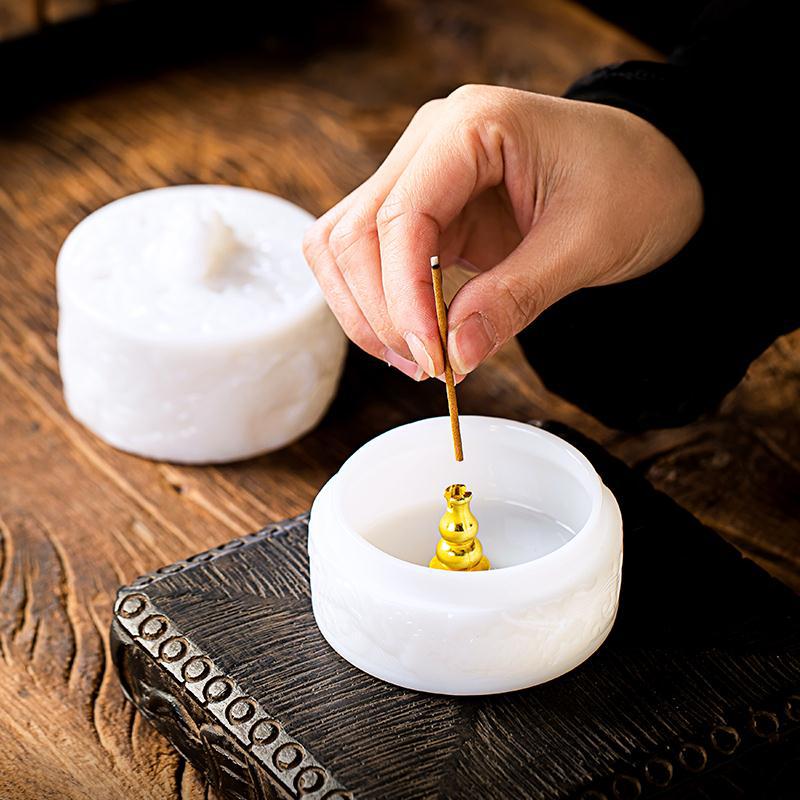 Guo Zhibao điêu khắc nổi bằng đá ngọc bích lư hương thủ công thắp hương đồ dùng gia đình phụ kiện trà đạo đồ trang trí bằng gốm