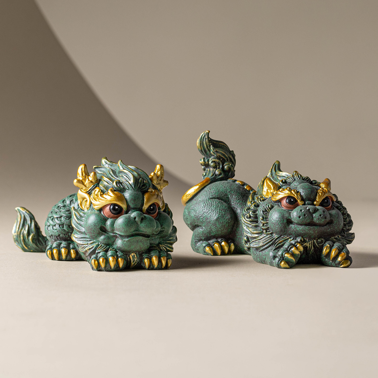 Đá sa thạch xanh thu hút tài lộc theo phong cách Trung Quốc xu hướng quốc gia kỳ lân tốt lành phòng khách máy tính để bàn bể cá cảnh quan trang trí trang trí máy trạm sáng tạo.