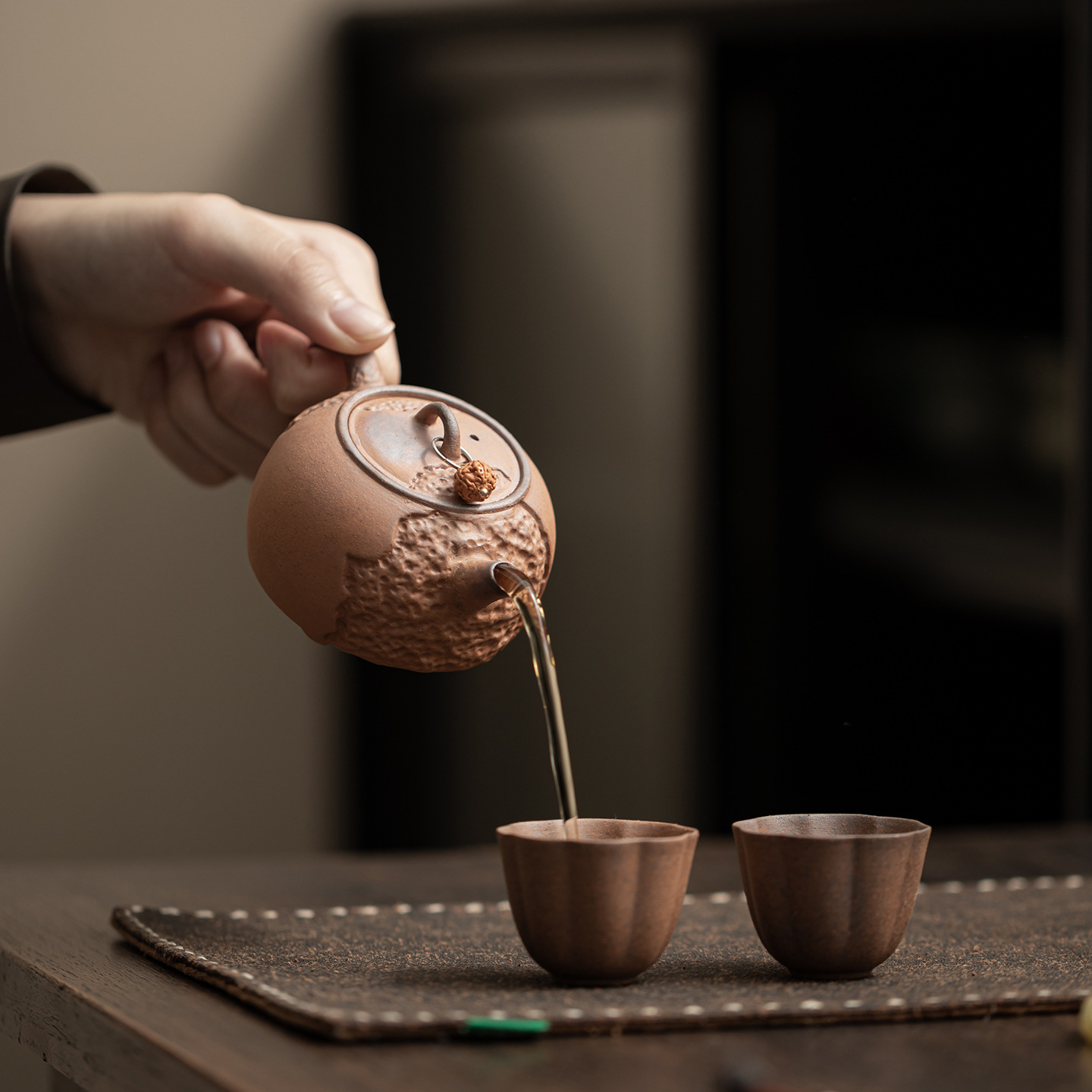 Ấm hoàn hảo bằng đất sét đá cũ, ấm trà thủ công cổ điển, ấm trà lọc gốm nhỏ, ấm đơn, hộp quà