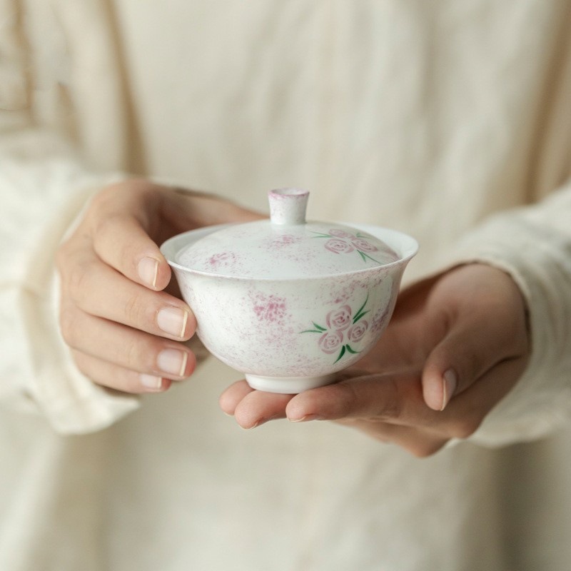 Bát có nắp hoa hồng vẽ tay Đồ pha trà đơn tráng men sang trọng nhẹ Đồ pha trà Kung Fu gia dụng có giá trị cao Bát trà gốm sứ