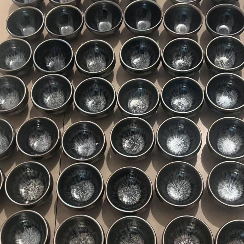 Mỏ nguyên thủy Jianyang Jianzhan Dabaihuangzhan General Cup thai nhi bằng sắt thủ công Bộ trà cốc trà cốc chủ sở hữu thay mặt cho