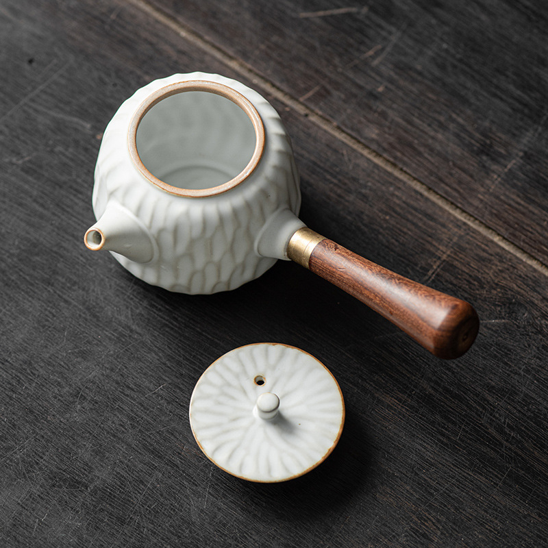 Ấm trà Kung Fu tay cầm bằng gỗ chống bỏng kiểu Nhật ấm trà đơn hình búa gốm lớn cổ điển bán buôn bộ trà gia dụng